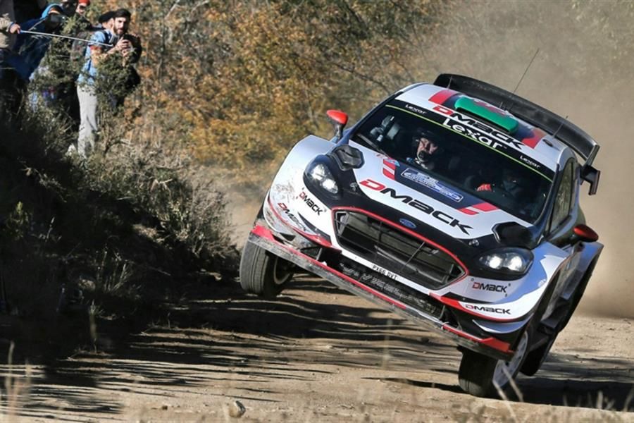 Evans fends off Neuville charge on Rally Argentina, Saturday